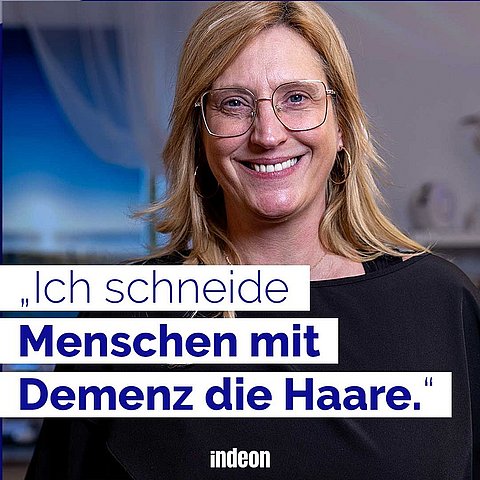 Friseurin Martina scheiden demenzkranken Menschen die Haare